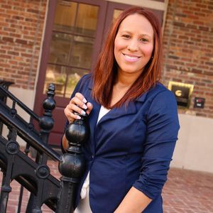 Meet your Posher, Lacey